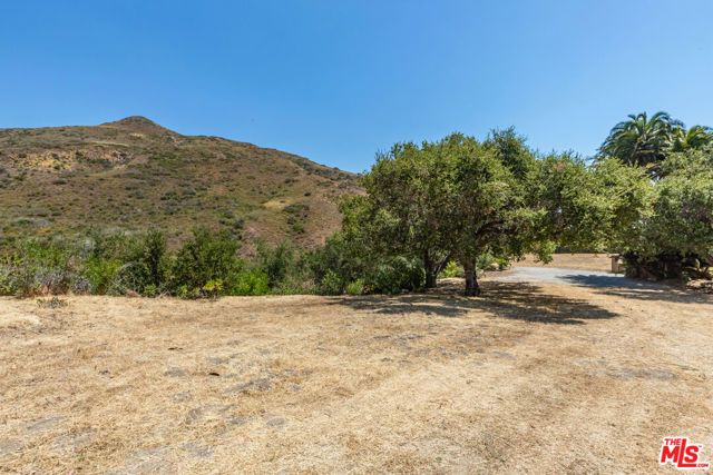 3868 Puerco Canyon Road, Malibu, CA 90265