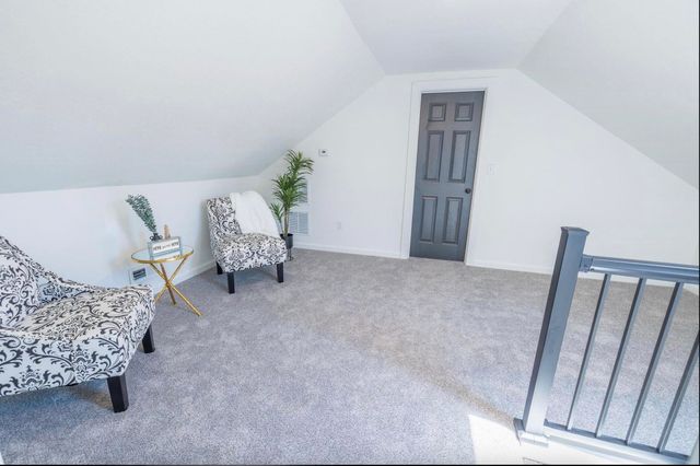 909 W 11th St N, Wichita, KS 67203