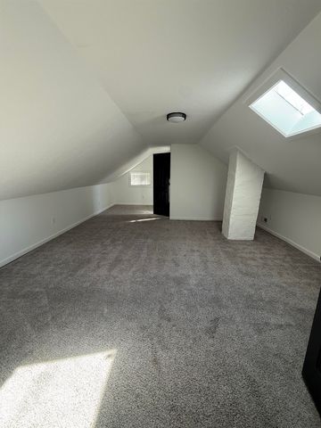 909 W 11th St N, Wichita, KS 67203