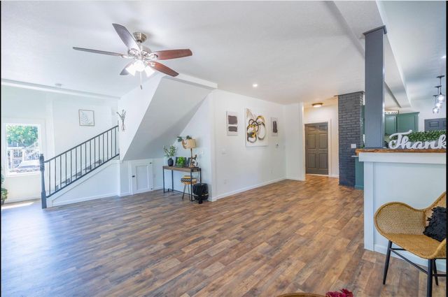 909 W 11th St N, Wichita, KS 67203