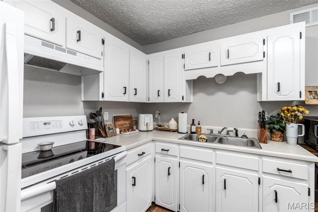 319 HAROLD Street, Crocker, MO 65452