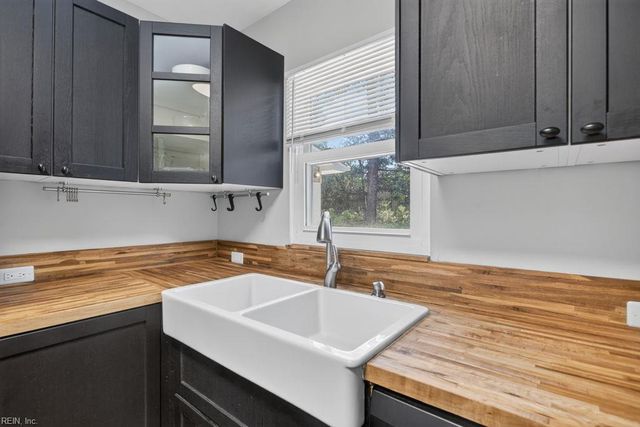 706 Balthrope RD, Newport News, VA 23608