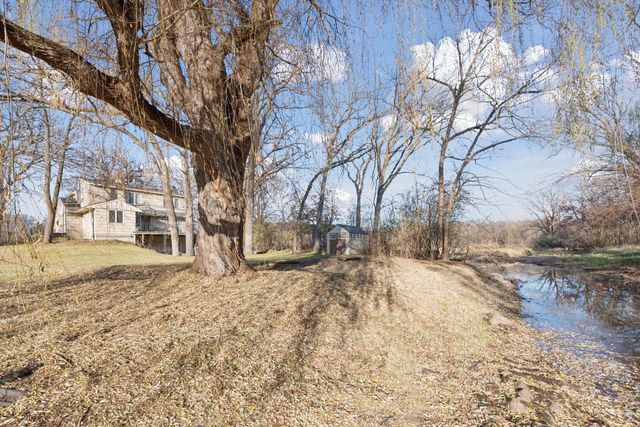 12761 Burwell Dr, Hopkins, MN 55305