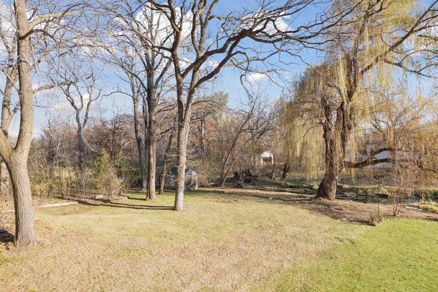 12761 Burwell Dr, Hopkins, MN 55305