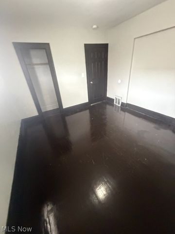 2179 W 106th Street, Cleveland, OH 44102