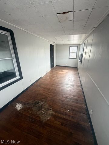 2179 W 106th Street, Cleveland, OH 44102