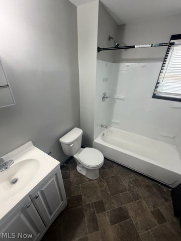 2179 W 106th Street, Cleveland, OH 44102