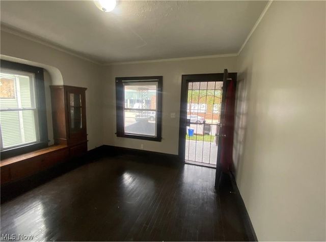 2179 W 106th Street, Cleveland, OH 44102