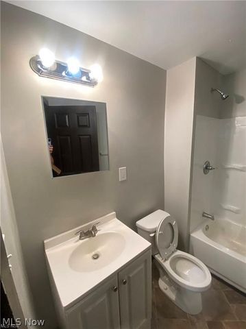 2179 W 106th Street, Cleveland, OH 44102