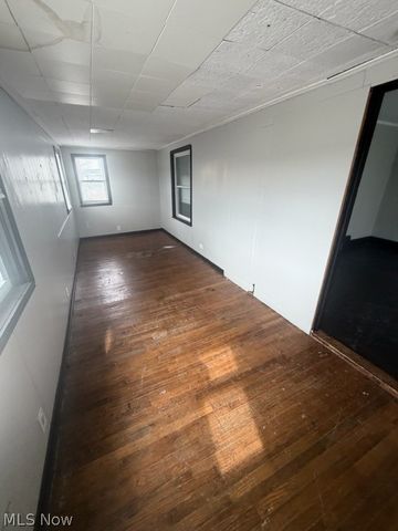 2179 W 106th Street, Cleveland, OH 44102