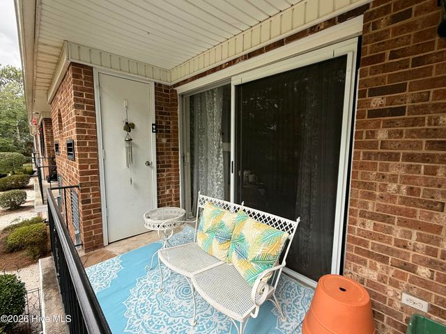333 Driftwood Circle C, Southern Pines, NC 28387