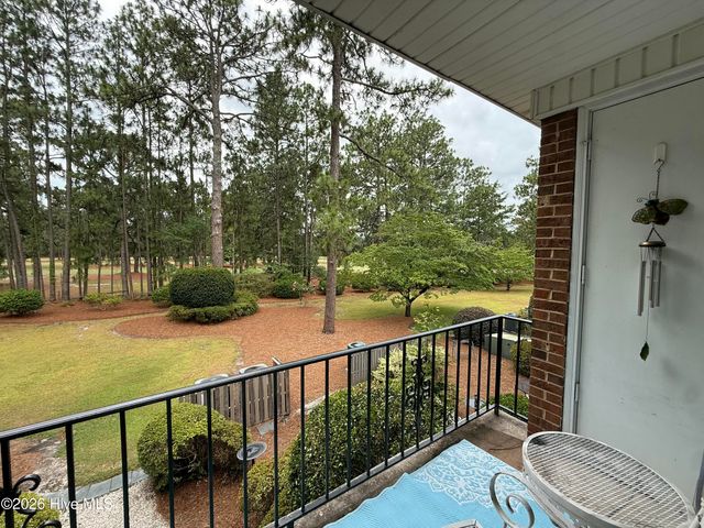 333 Driftwood Circle C, Southern Pines, NC 28387
