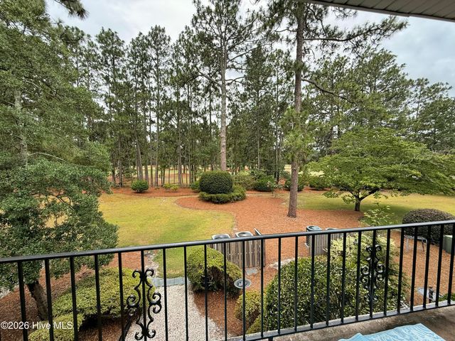 333 Driftwood Circle C, Southern Pines, NC 28387