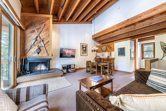 5030 Gold Bend, Truckee, CA 96161