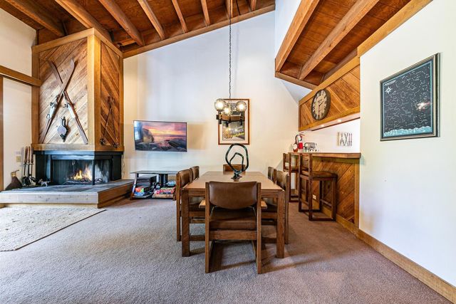 5030 Gold Bend, Truckee, CA 96161