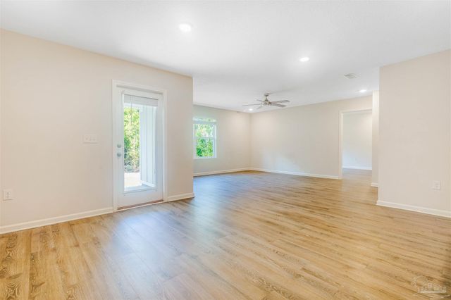 4119 Whitetail Ln, Pensacola, FL 32526