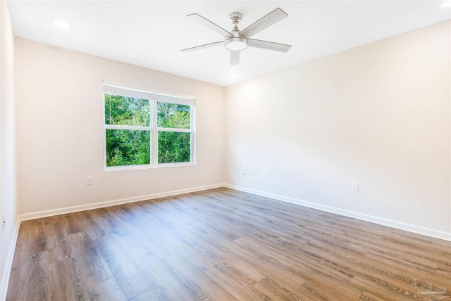 4119 Whitetail Ln, Pensacola, FL 32526