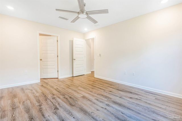 4119 Whitetail Ln, Pensacola, FL 32526