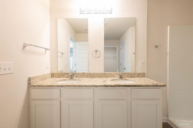 4119 Whitetail Ln, Pensacola, FL 32526