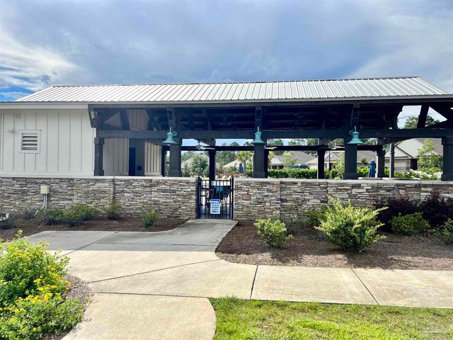 4119 Whitetail Ln, Pensacola, FL 32526