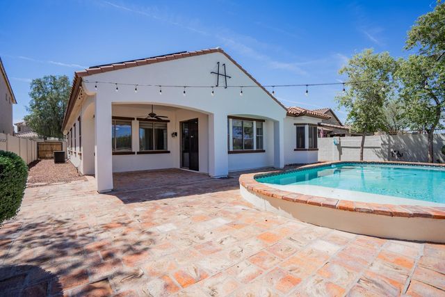 17564 W Verdin Road, Goodyear, AZ 85338