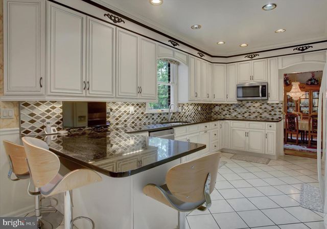 3325 MUIRFIELD DR, Chambersburg, PA 17202