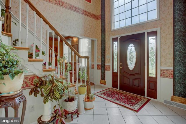 3325 MUIRFIELD DR, Chambersburg, PA 17202