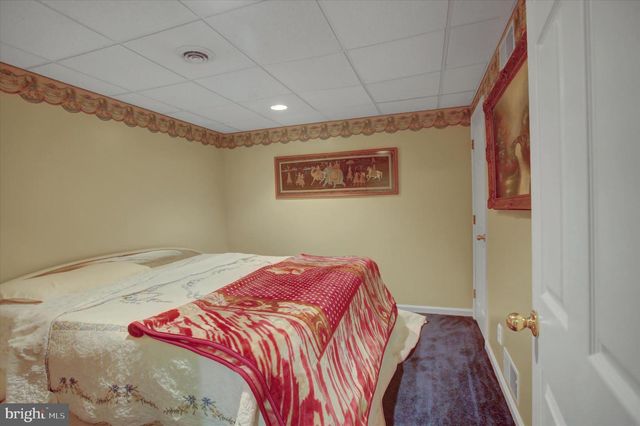 3325 MUIRFIELD DR, Chambersburg, PA 17202