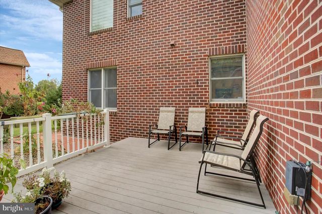 3325 MUIRFIELD DR, Chambersburg, PA 17202