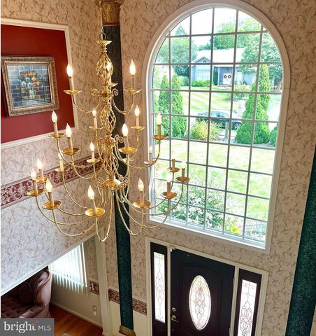 3325 MUIRFIELD DR, Chambersburg, PA 17202