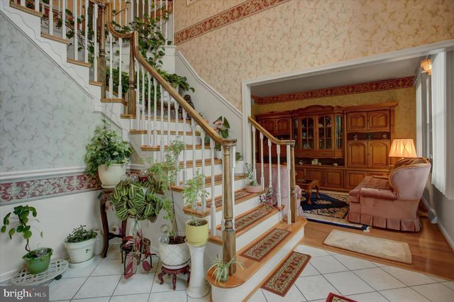 3325 MUIRFIELD DR, Chambersburg, PA 17202