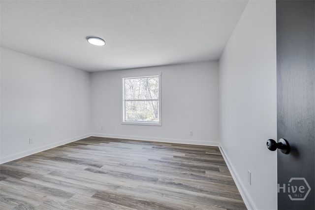 451 Schuman Drive, Bloomingdale, GA 31302