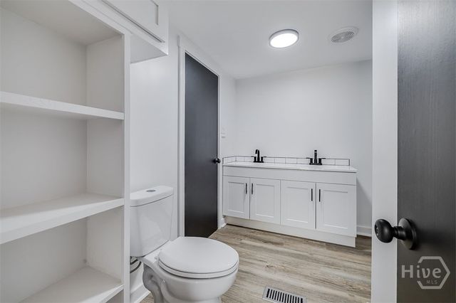 451 Schuman Drive, Bloomingdale, GA 31302