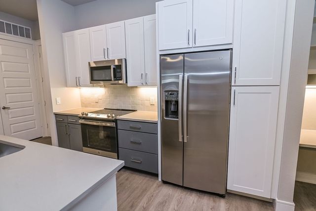 1000 Cannon Parkway 11103, Roanoke, TX 76262