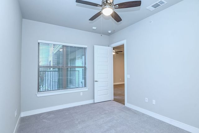 1000 Cannon Parkway 11103, Roanoke, TX 76262