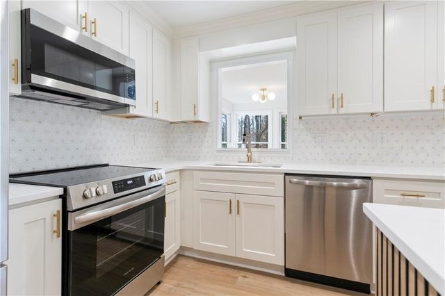 626 Reed SE Road, Smyrna, GA 30082