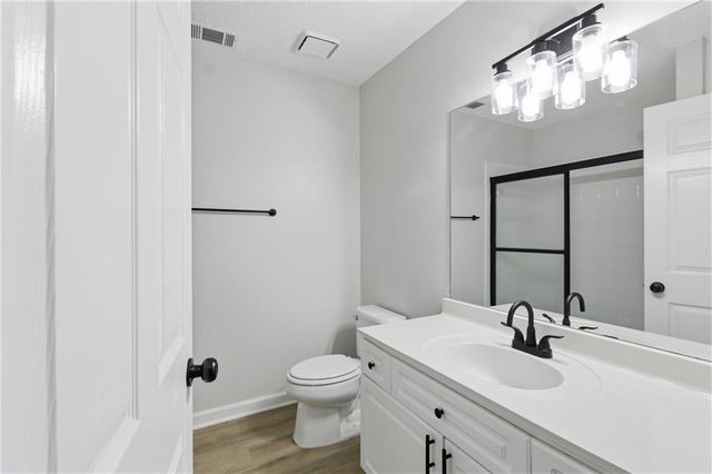 2110 Meadow View Court, Grayson, GA 30017