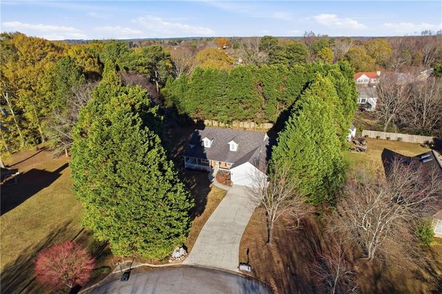 2110 Meadow View Court, Grayson, GA 30017