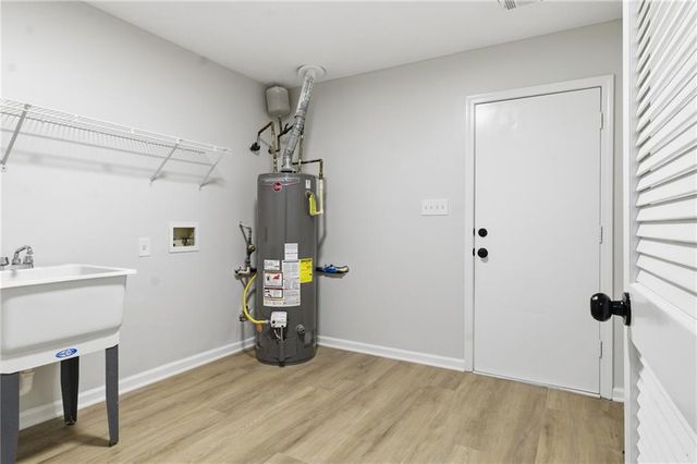 2110 Meadow View Court, Grayson, GA 30017