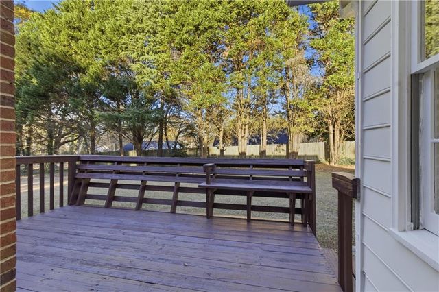 2110 Meadow View Court, Grayson, GA 30017