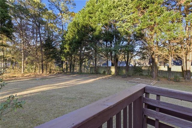 2110 Meadow View Court, Grayson, GA 30017