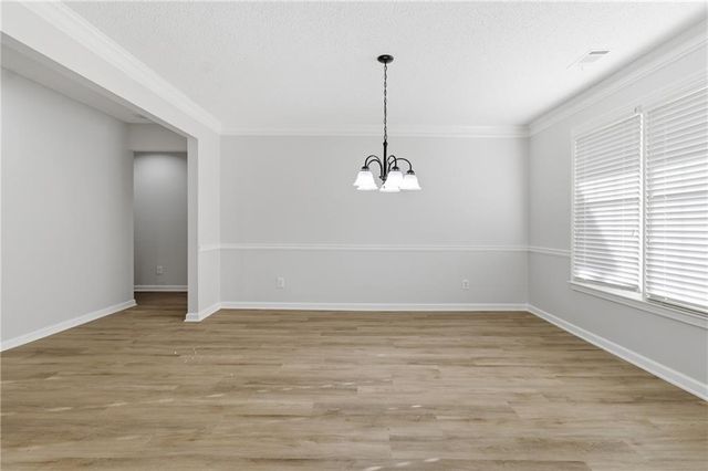 2110 Meadow View Court, Grayson, GA 30017