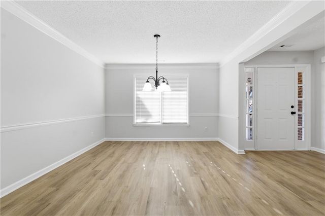 2110 Meadow View Court, Grayson, GA 30017