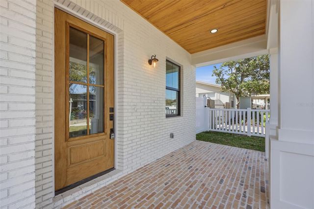 920 W ALFRED STREET, Tampa, FL 33603