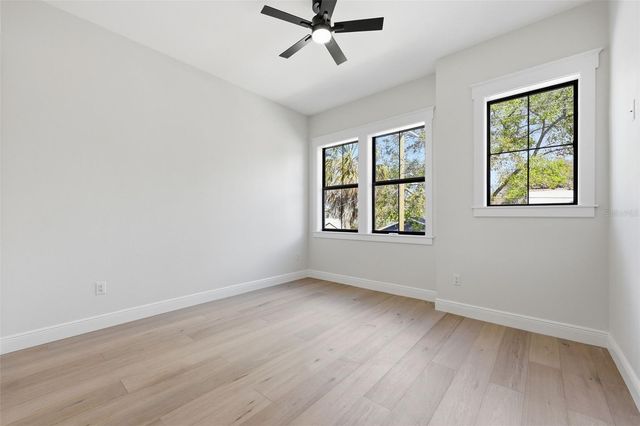 920 W ALFRED STREET, Tampa, FL 33603