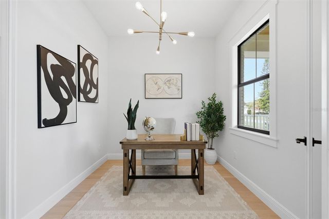 920 W ALFRED STREET, Tampa, FL 33603