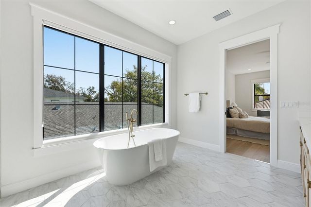 920 W ALFRED STREET, Tampa, FL 33603