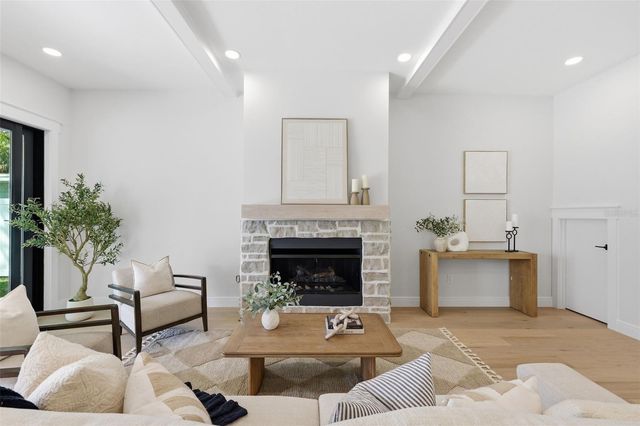 920 W ALFRED STREET, Tampa, FL 33603