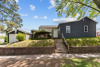 3724 N Sturdevant Street, Davenport, IA 52806