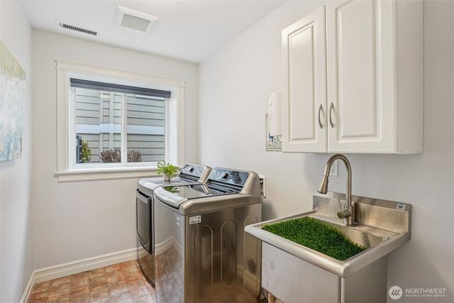 6581 Hunt Highlands Loop, Gig Harbor, WA 98335